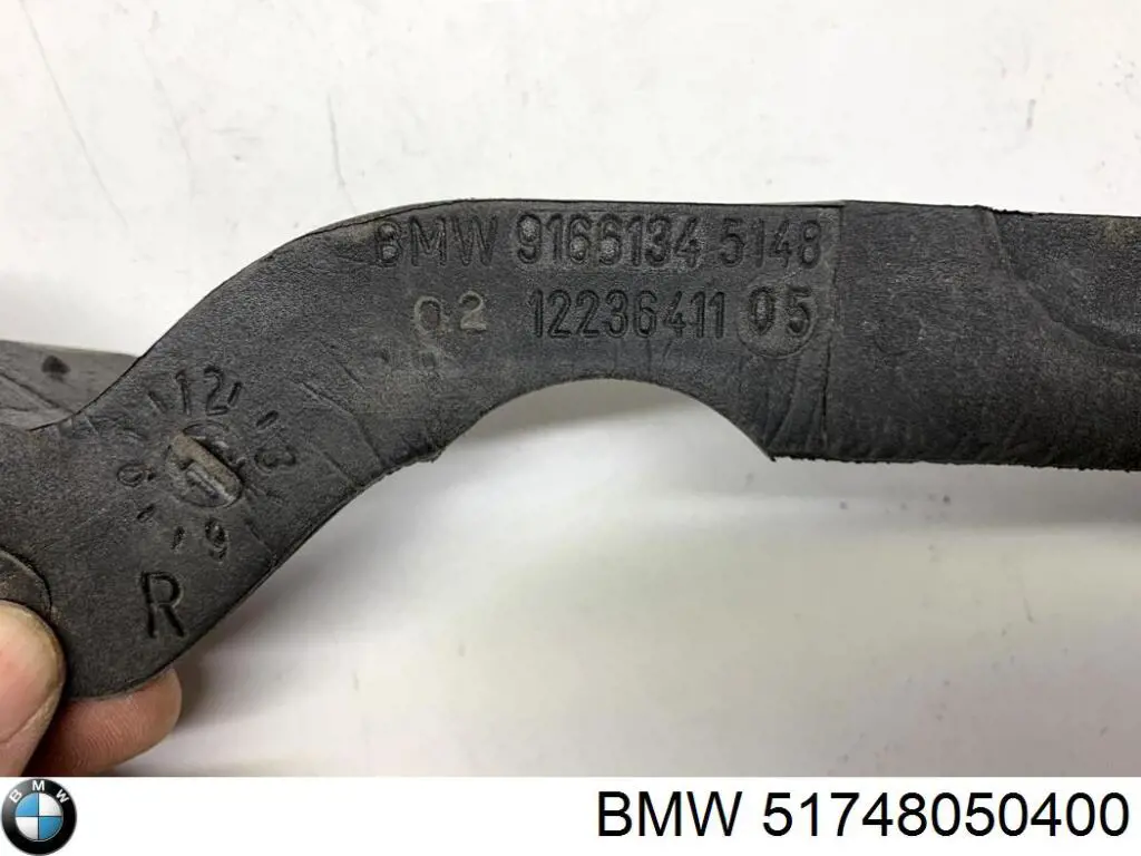 51748050400 BMW 