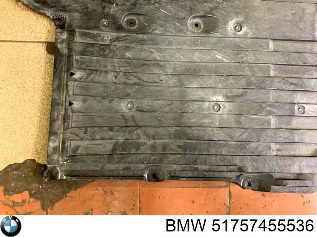 51757455536 BMW 