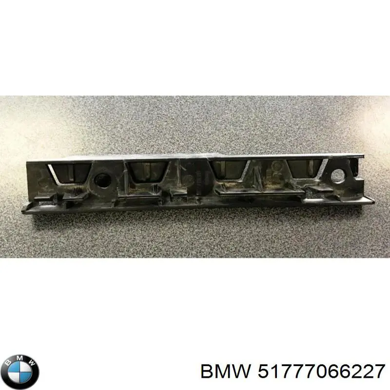 Купити 51717066227 BMW 