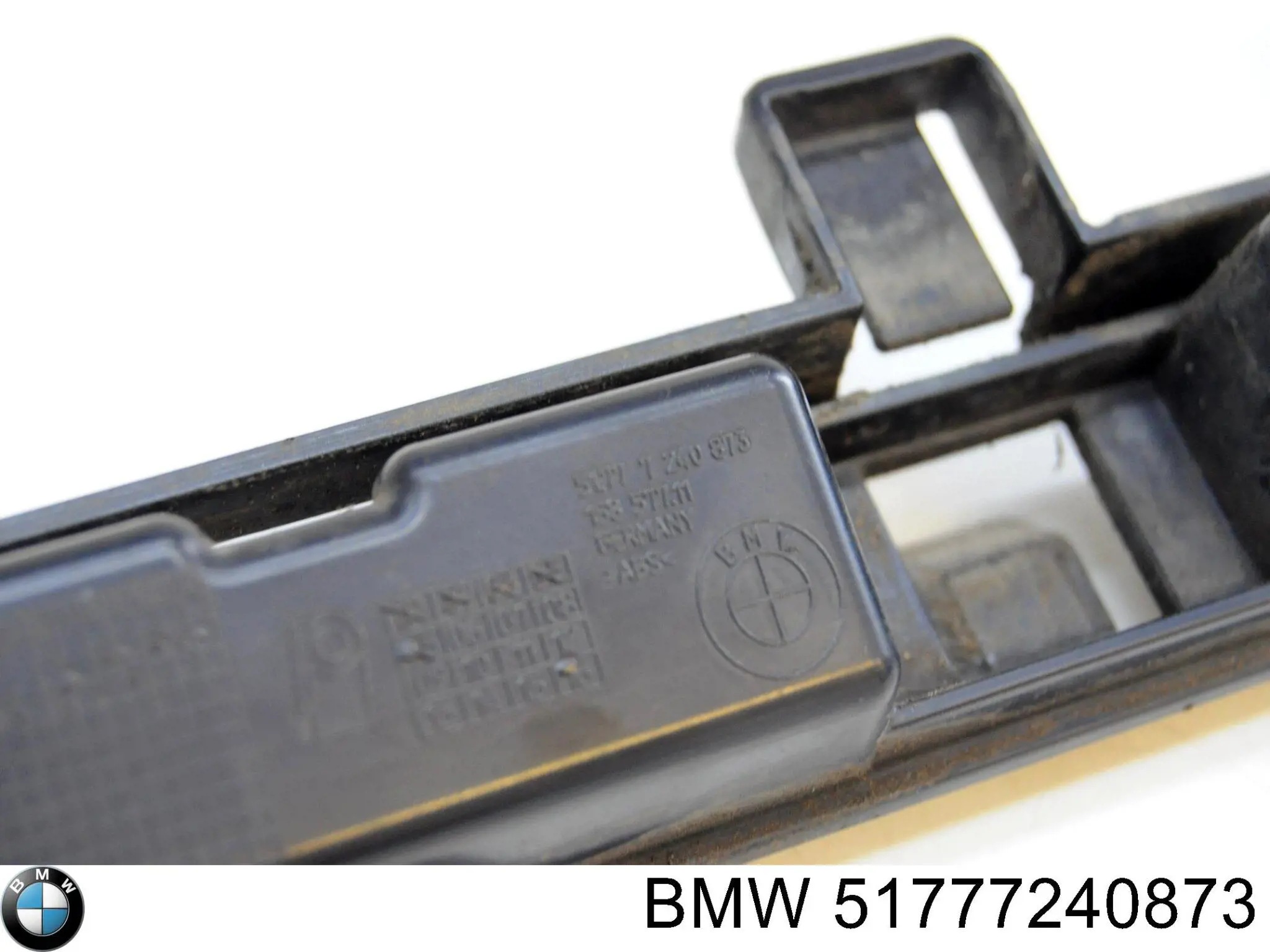 Опора порога (кріплення) BMW 7240873 ціна, від 7.19 USD
