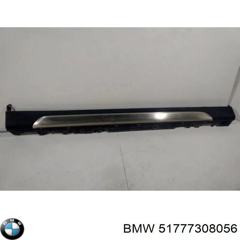 51777308056 BMW Накладка зовнішня (молдинг) порога, правий