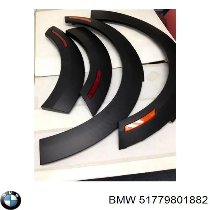 51779801882 BMW Молдинг передньої арки колеса, правий