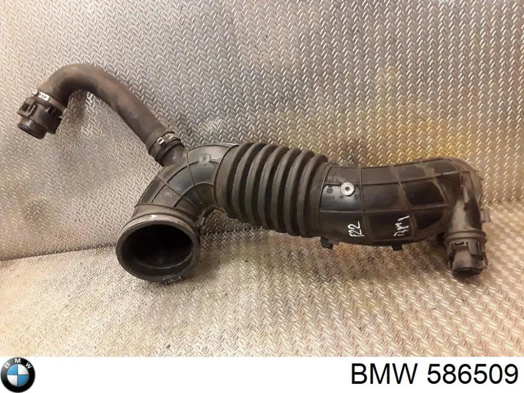 586509 BMW 