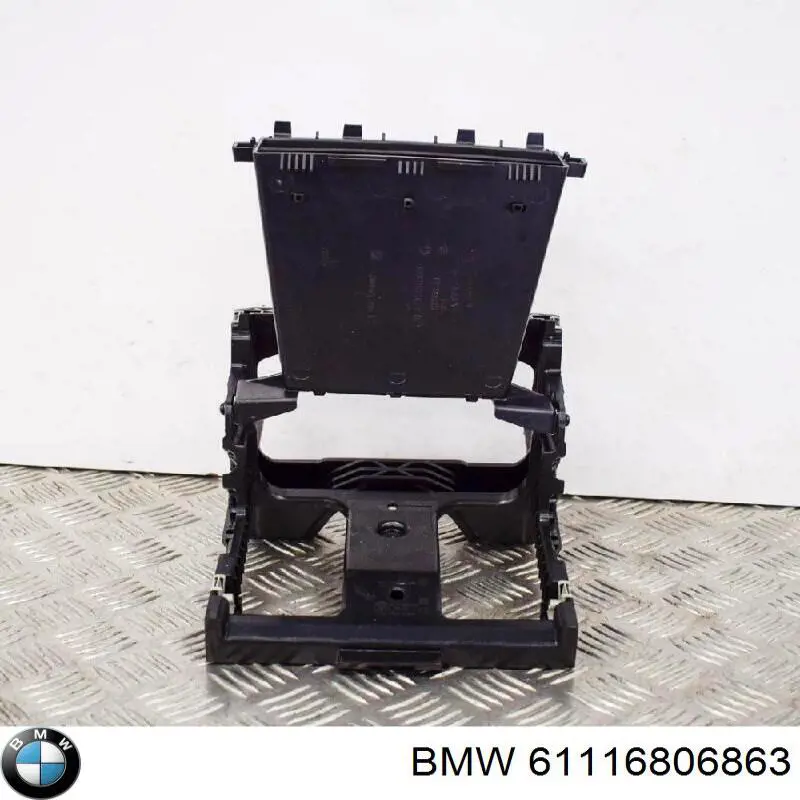 Купити 61116806863 BMW 