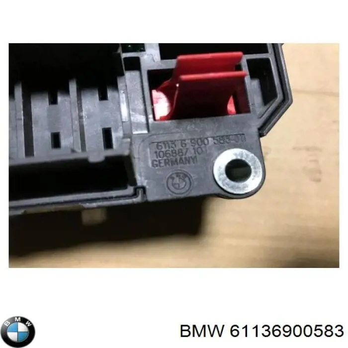 Блок запобіжників на BMW 7 (E65, E66, E67)