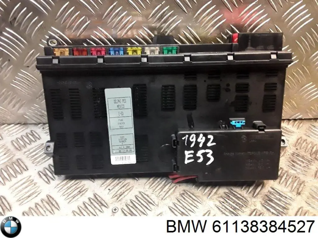 Коробка запобіжників BMW 61138384527 ціна, від 19.88 USD