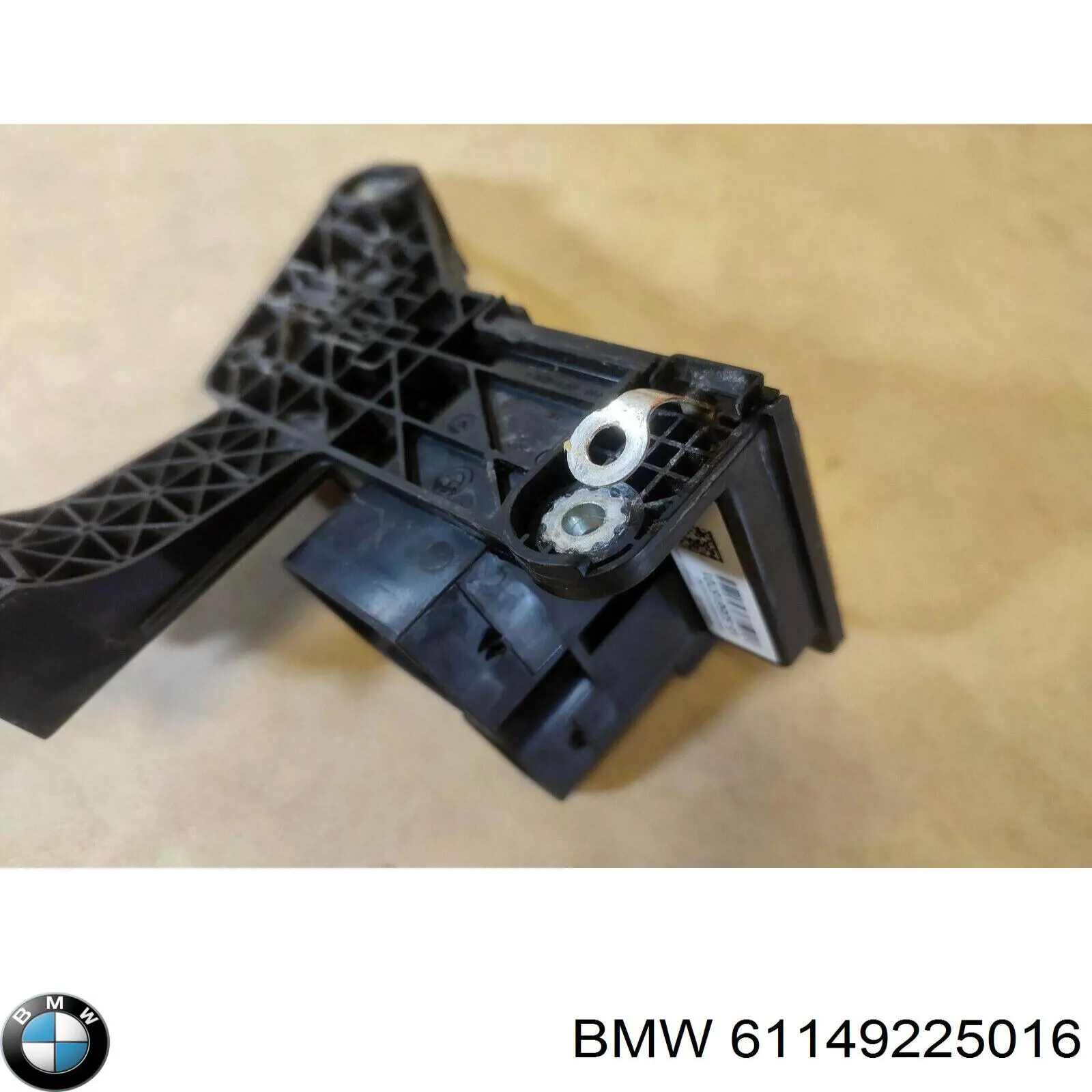 Купити 61149356158 BMW 