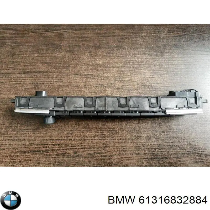  61316832884 BMW