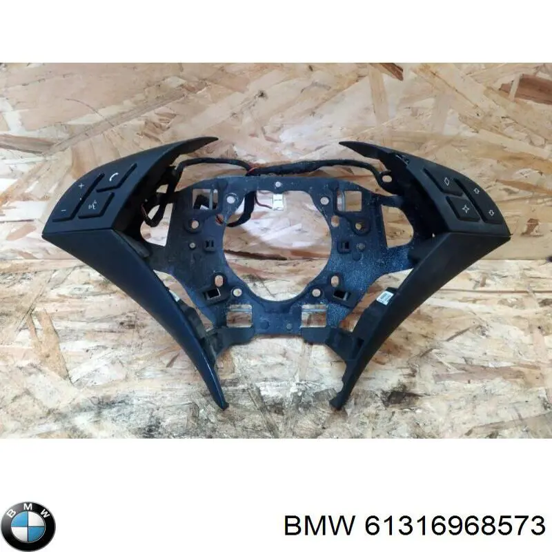 Купити 61316968573 BMW Блок кнопкових перемикачів кермового колеса