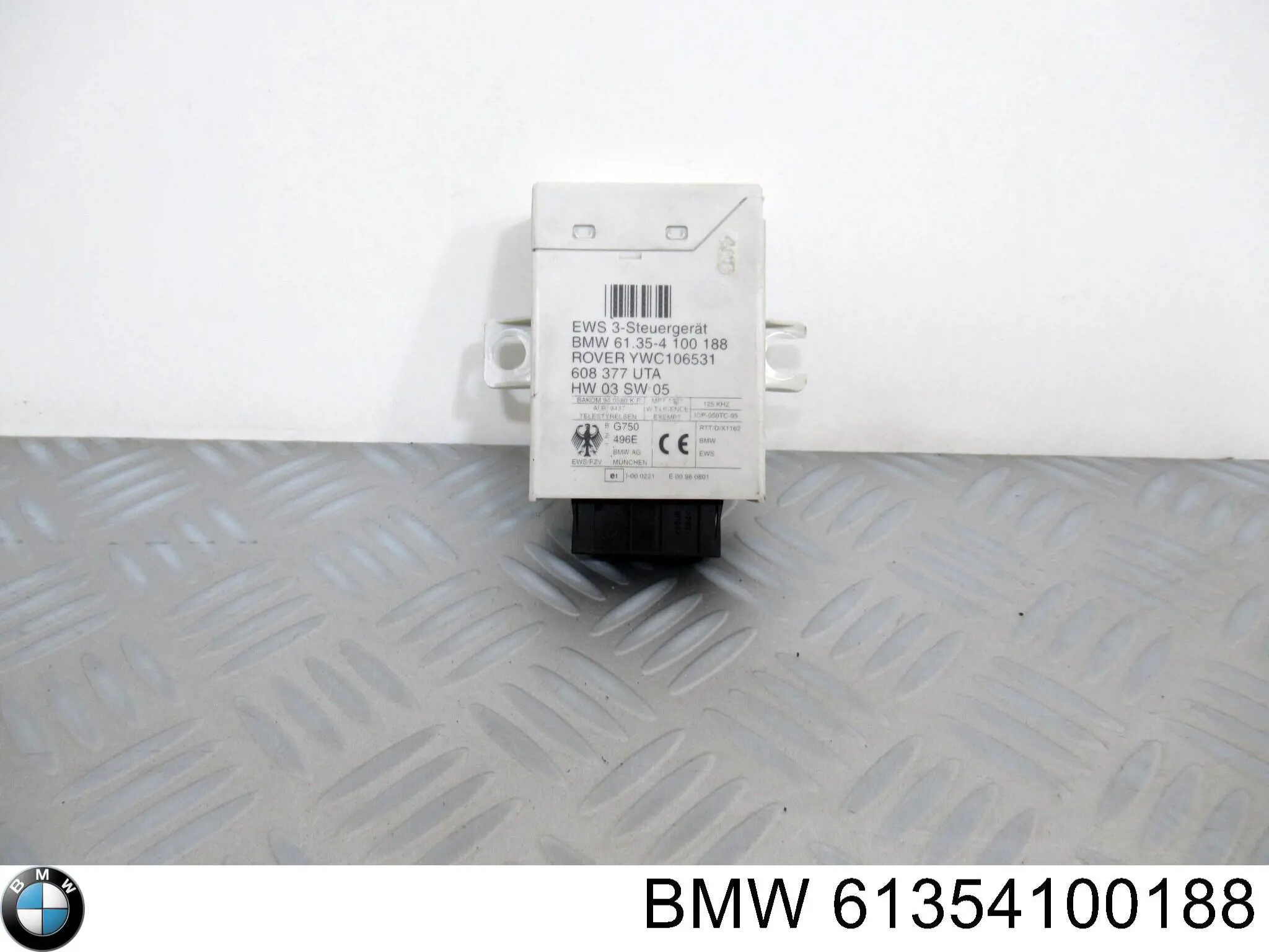 Купити 61354100188 BMW 