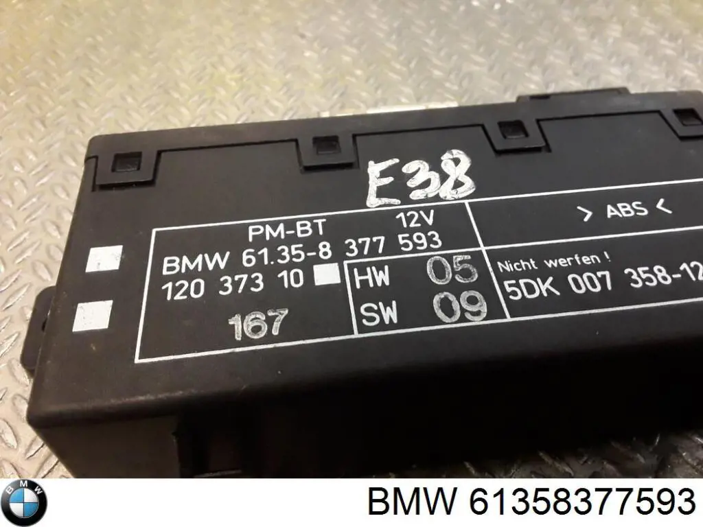  61358377593 BMW