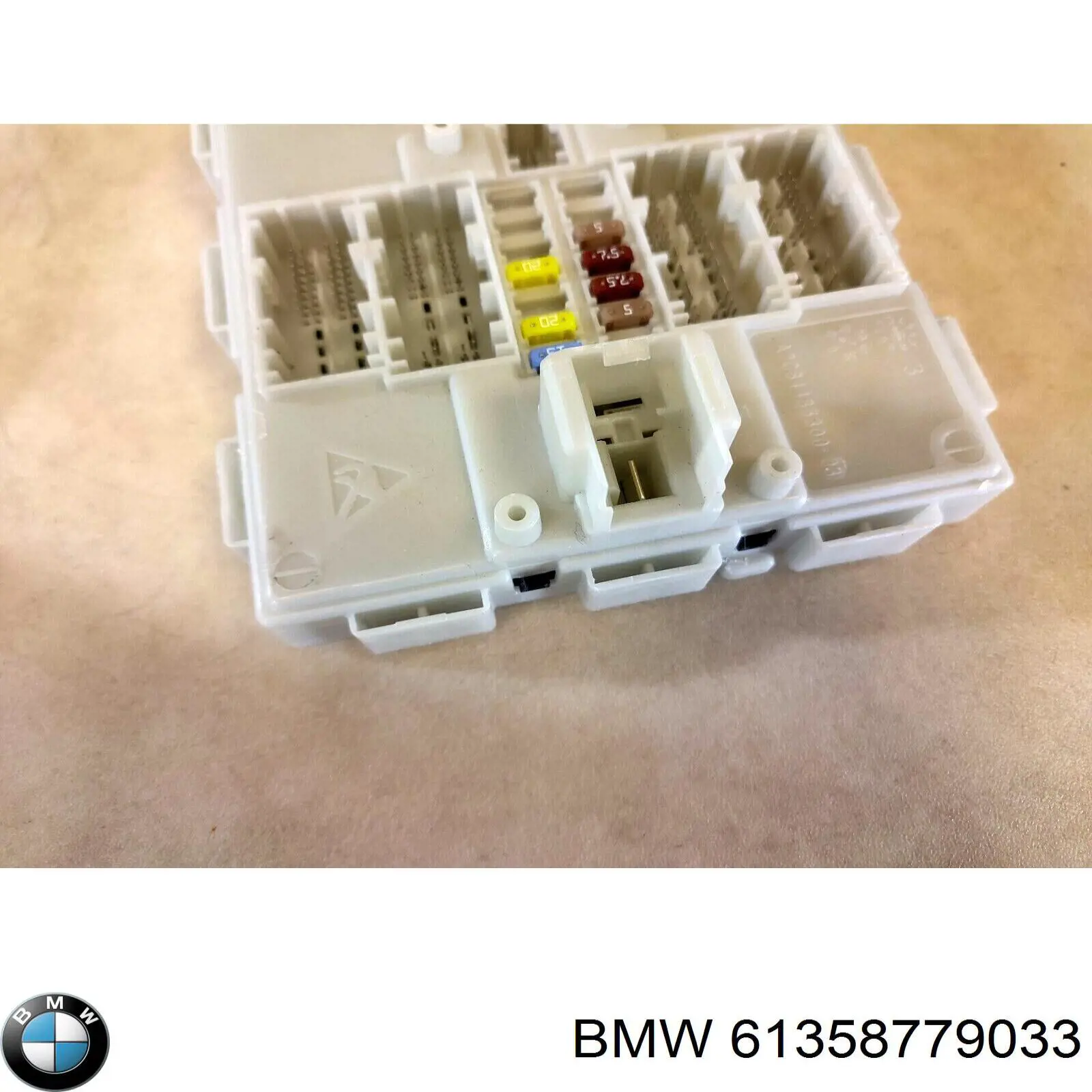 61358779033 BMW 