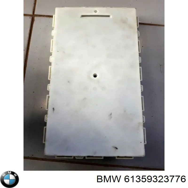  61359323776 BMW