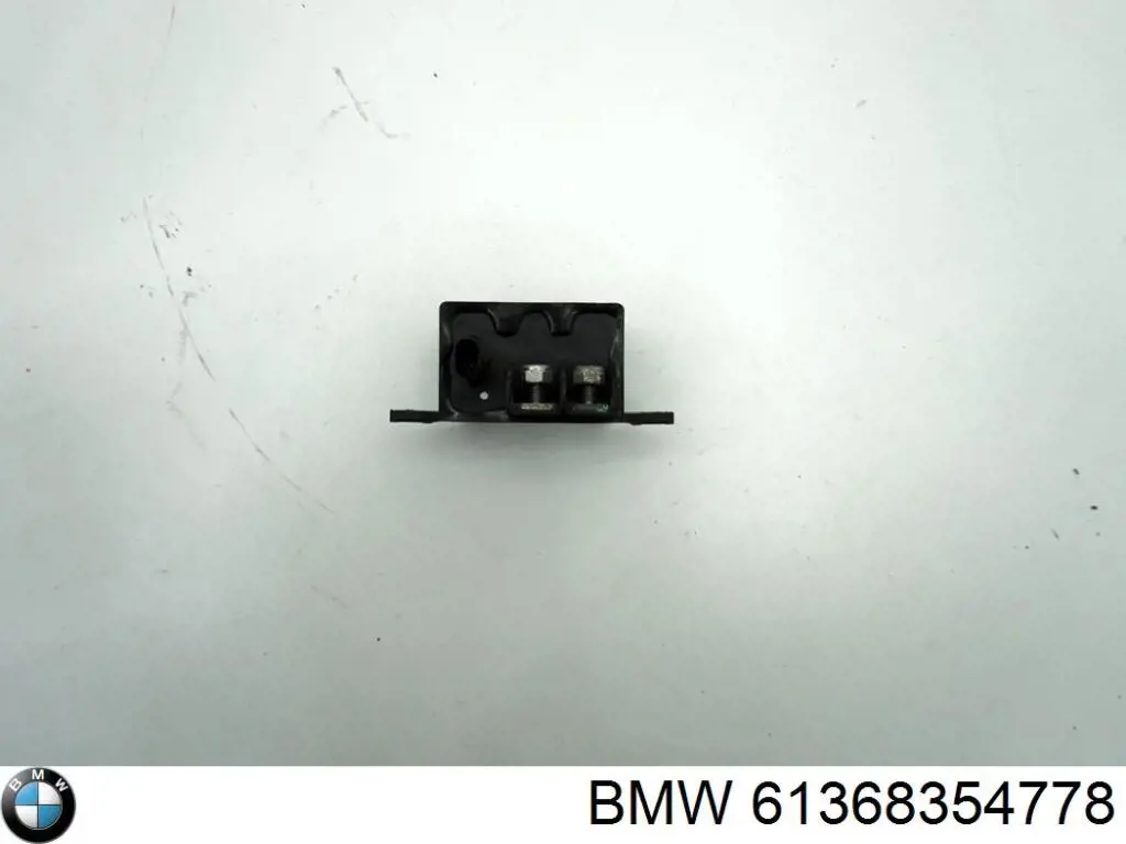 61368354778 BMW 
