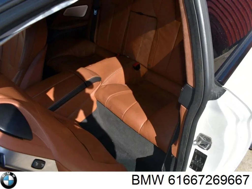 Бачок омивача скла на BMW 7 (F01, F02, F03, F04)