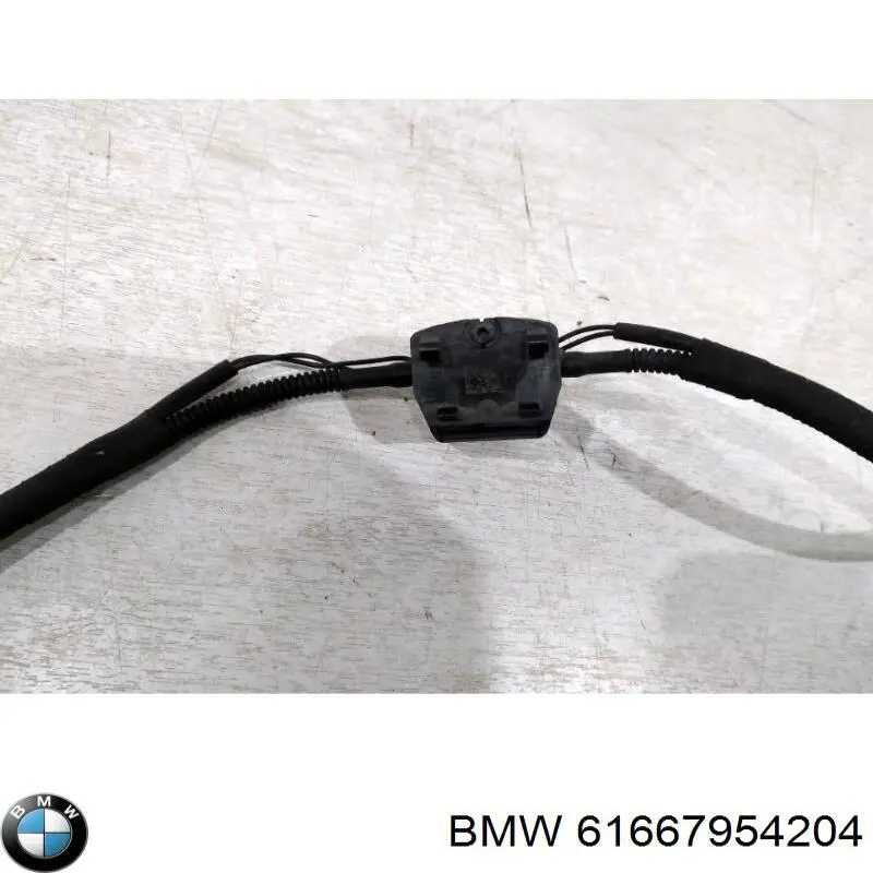 Форсунка омивача лобового скла BMW 61662643227