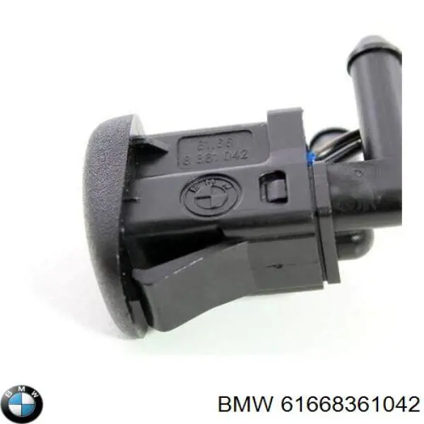 Форсунка омивача скла лобового, права на BMW 5 (E39)