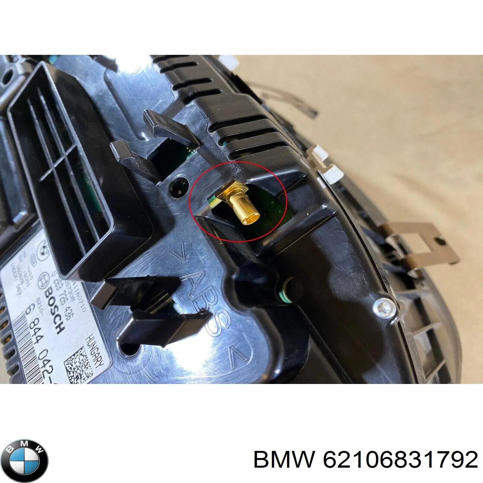 Приладова дошка-щиток приладів 62106831792 BMW