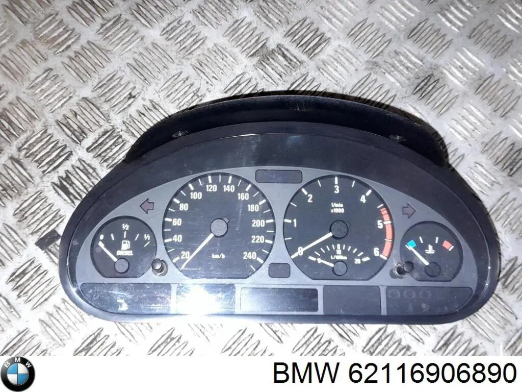 Купити 62104117708 BMW щиток приладу