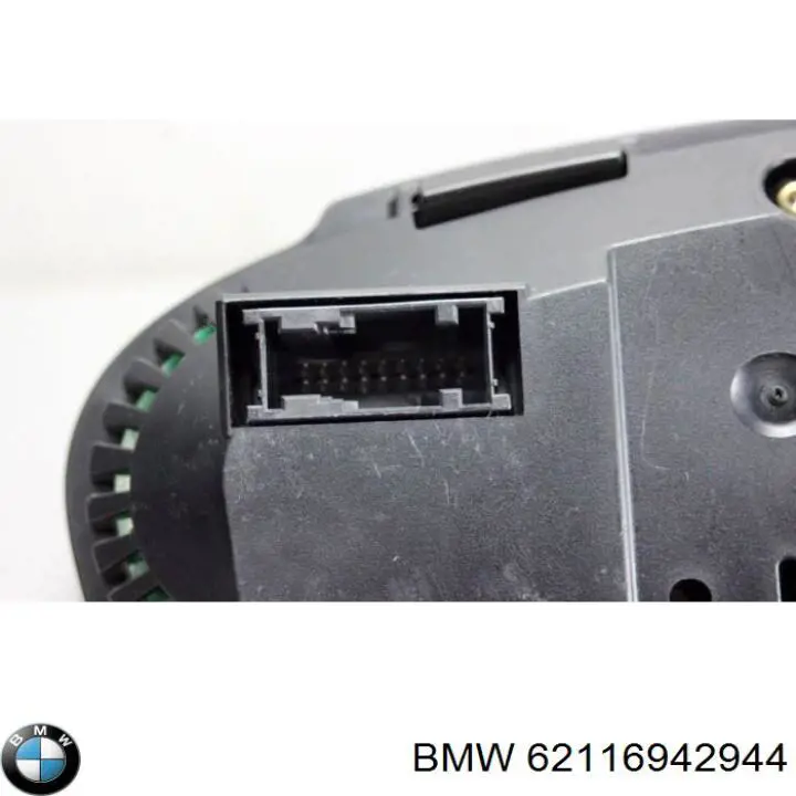 62116945633 BMW приладова дошка-щиток приладів