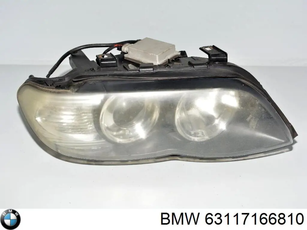63117166810 BMW Фара правая