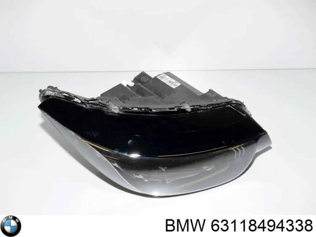 63118494338 BMW Фара передня права