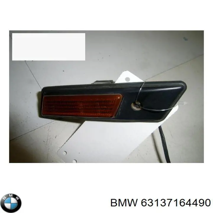 Повторювач повороту на крилі, правий BMW 63137164490 ціна, від 7.83 USD