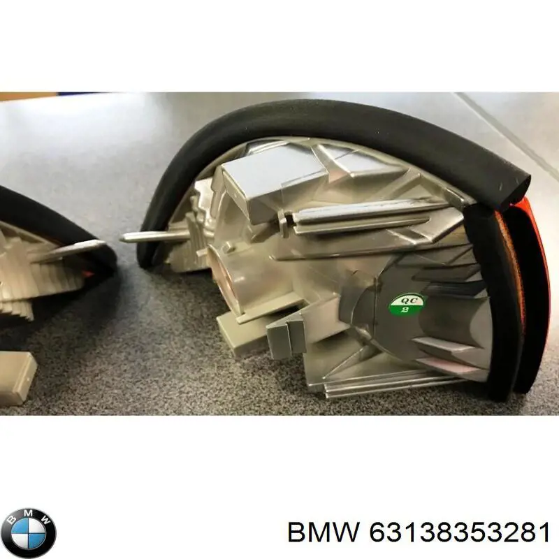 Вказівник повороту лівий 63138353281 BMW