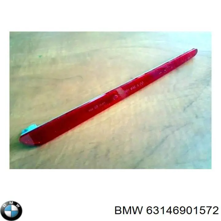 6901572 BMW Правий катафот бампера