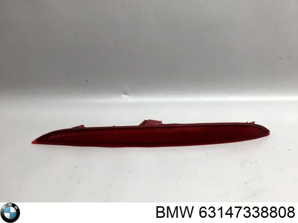 Правий катафот заднього бампера BMW 63147338808 ціна, від 30.45 USD