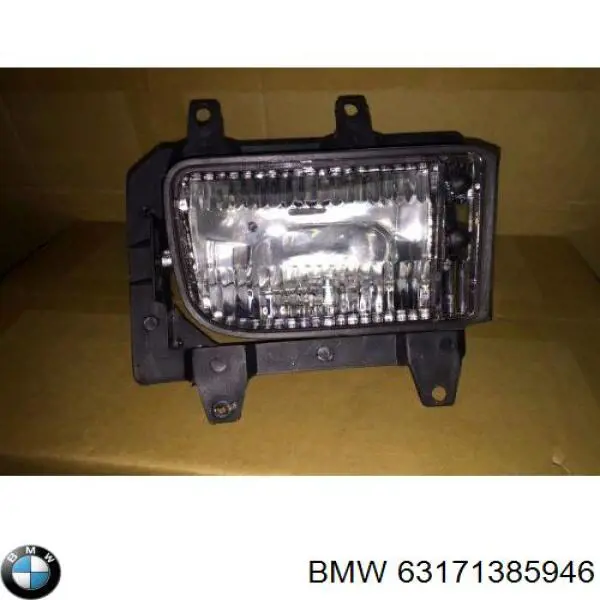 Туманка права BMW 63171385946 ціна, від 341.04 USD