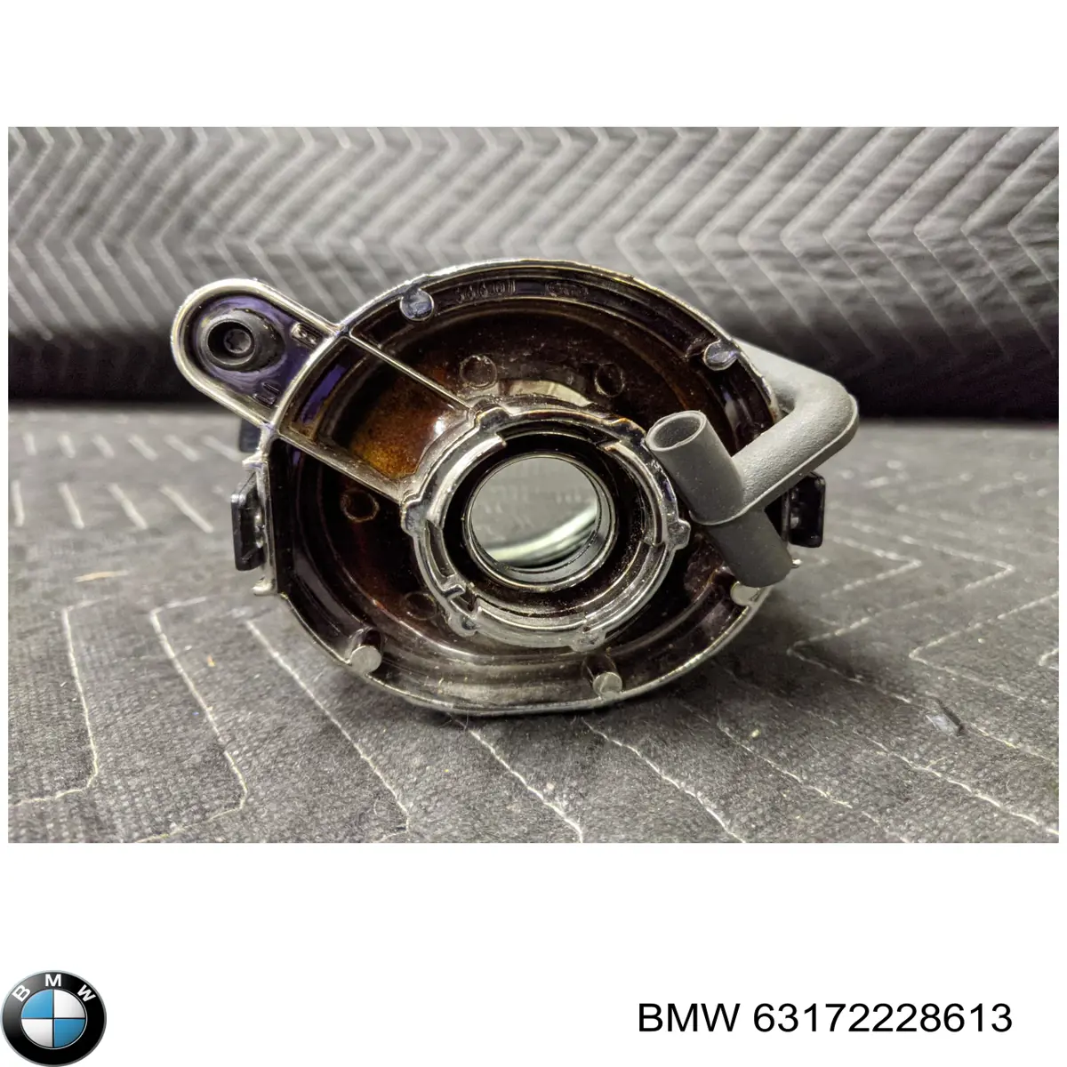 Фара протитуманна, ліва 63172228613 BMW