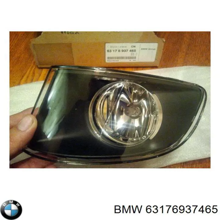 Фара протитуманна, ліва 63176937465 BMW