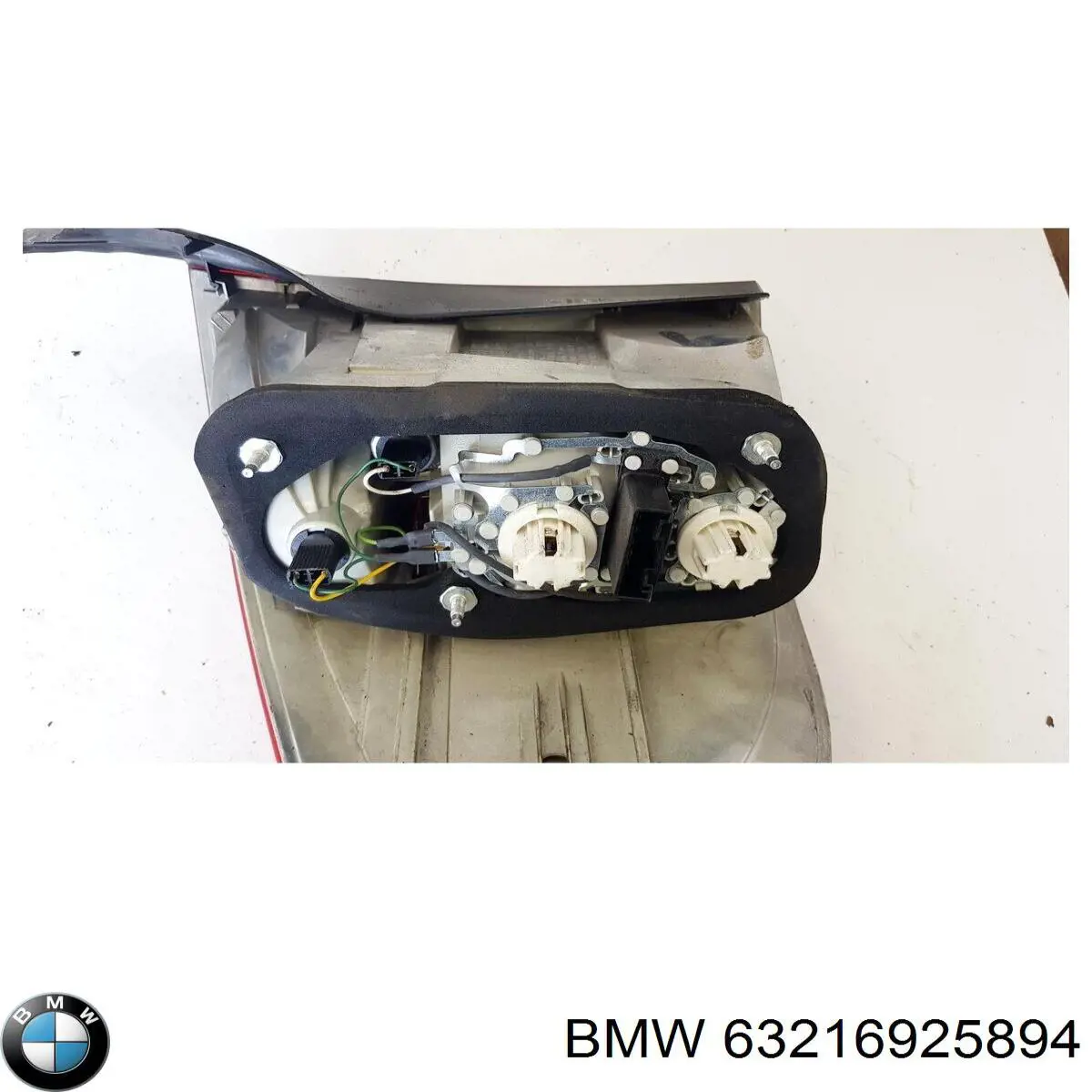 Купити 63216925894 BMW Ліхтар задній внутрішній правий