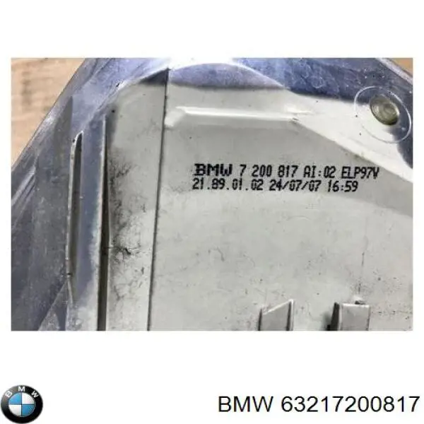 Задній лівий зовнішній ліхтар BMW 63217200817
