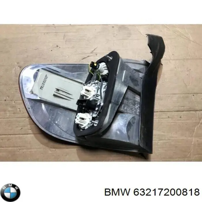 Ліхтар задній правий, зовнішній BMW 63217200818 ціна, від 120.92 USD