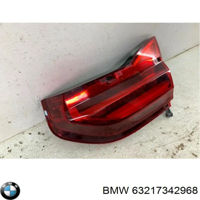 Стоп задній BMW 63217342968 ціна, від 126.67 USD