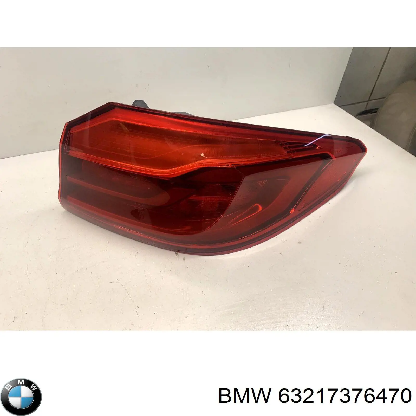 Ліхтар задній правий, зовнішній BMW 63217376470 ціна, від 31.84 USD