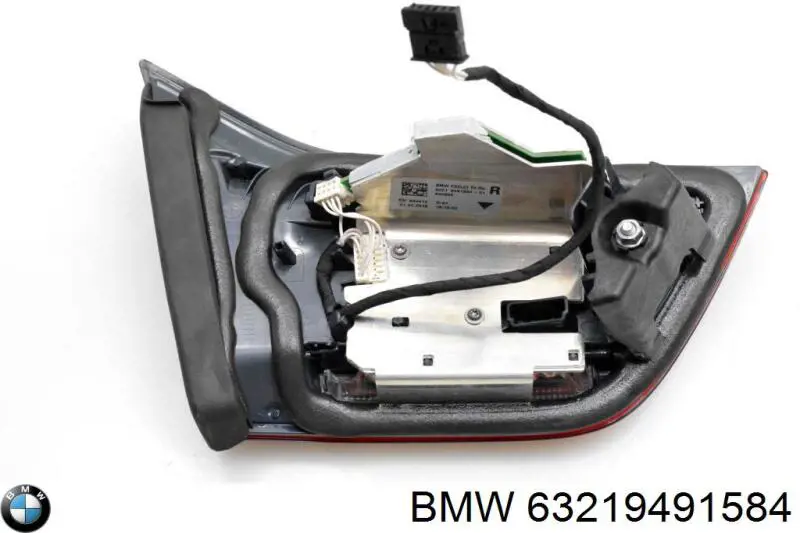 63219491584 BMW Ліхтар задній правий, внутрішній