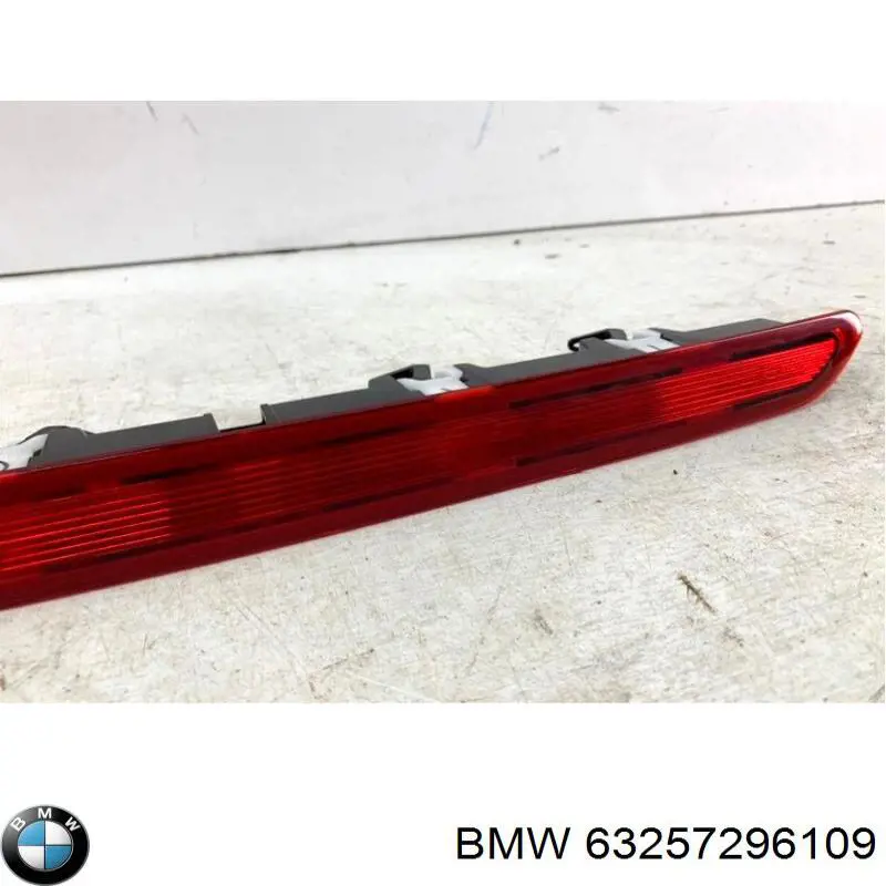 Стоп-сигнал BMW 63257296109 ціна, від 82.35 USD