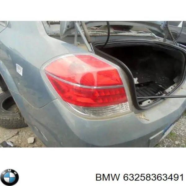 Стоп-сигнал BMW 63258363491 ціна, від 52.07 USD