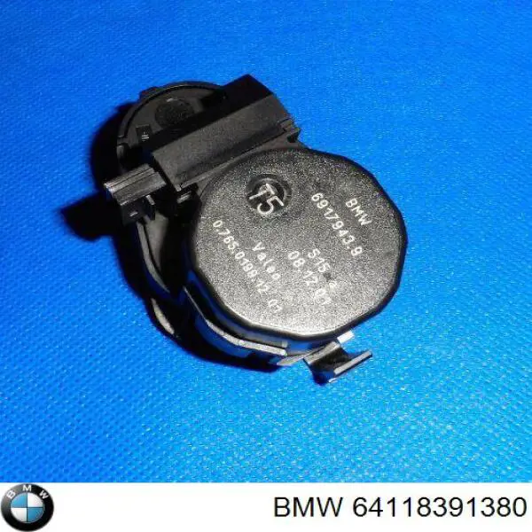  BMW 8391380