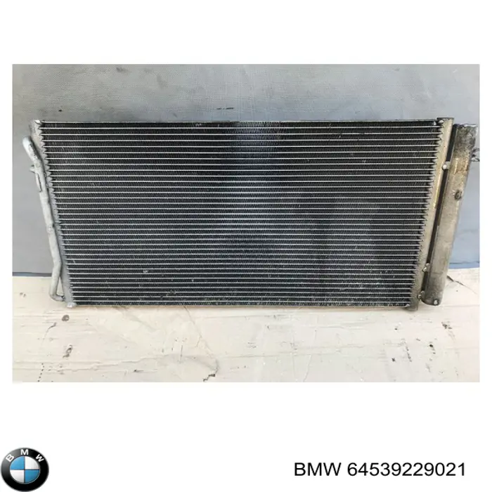 Радіатор кондиціонера 64539229021 BMW