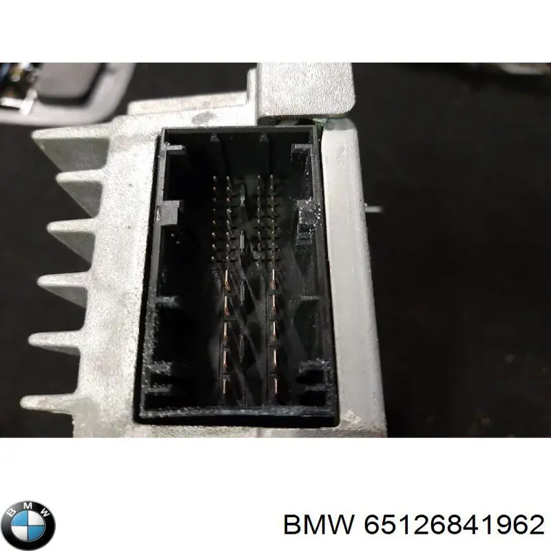 Купити 65126841962 BMW 