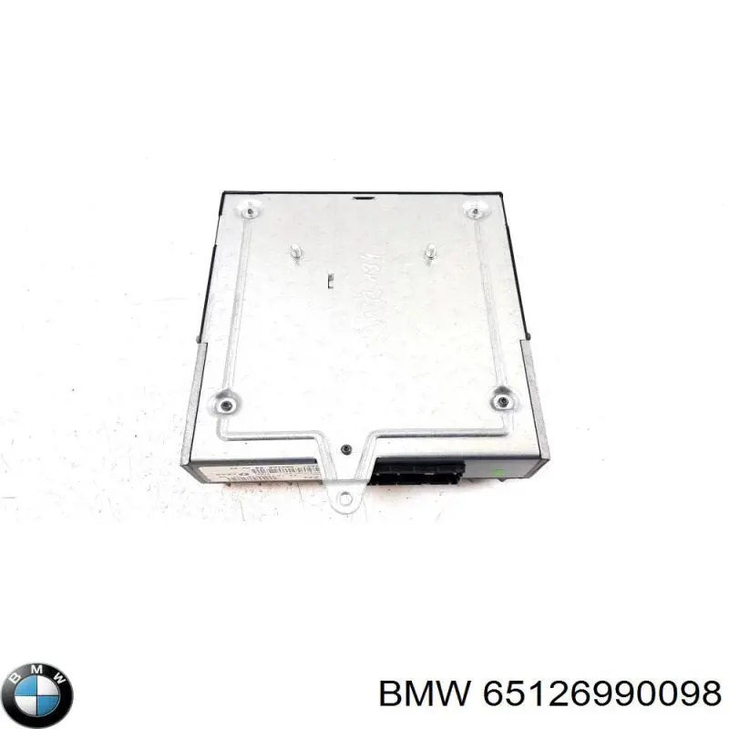 Підсилювач звуку аудіосистеми на BMW X3 (E83)