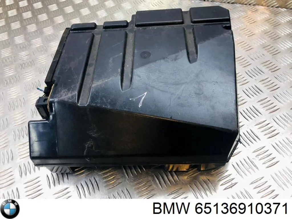 65138374504 BMW 