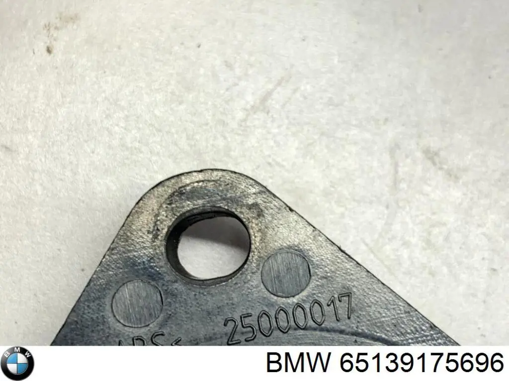  BMW 65139175696