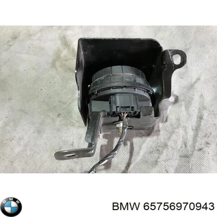 65756970943 BMW 