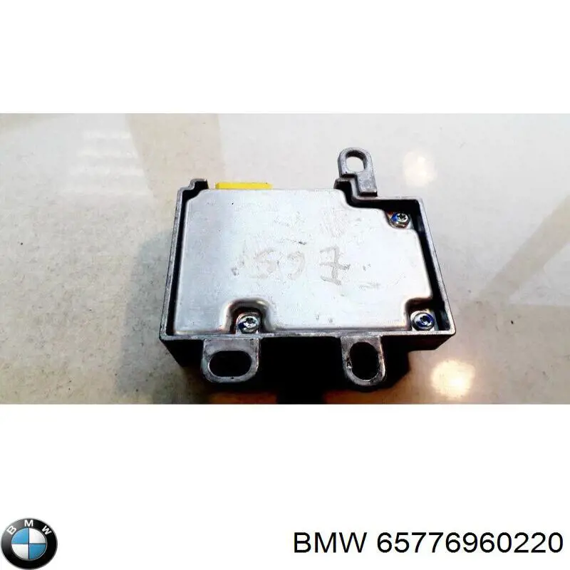 65776946110 BMW 