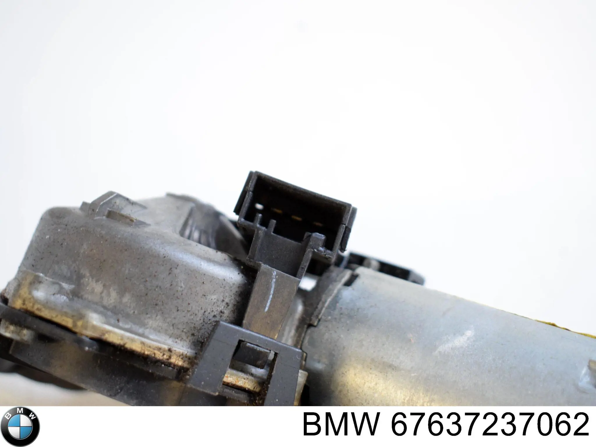 Купити 67637237062 BMW Двигун склоочисника заднього скла